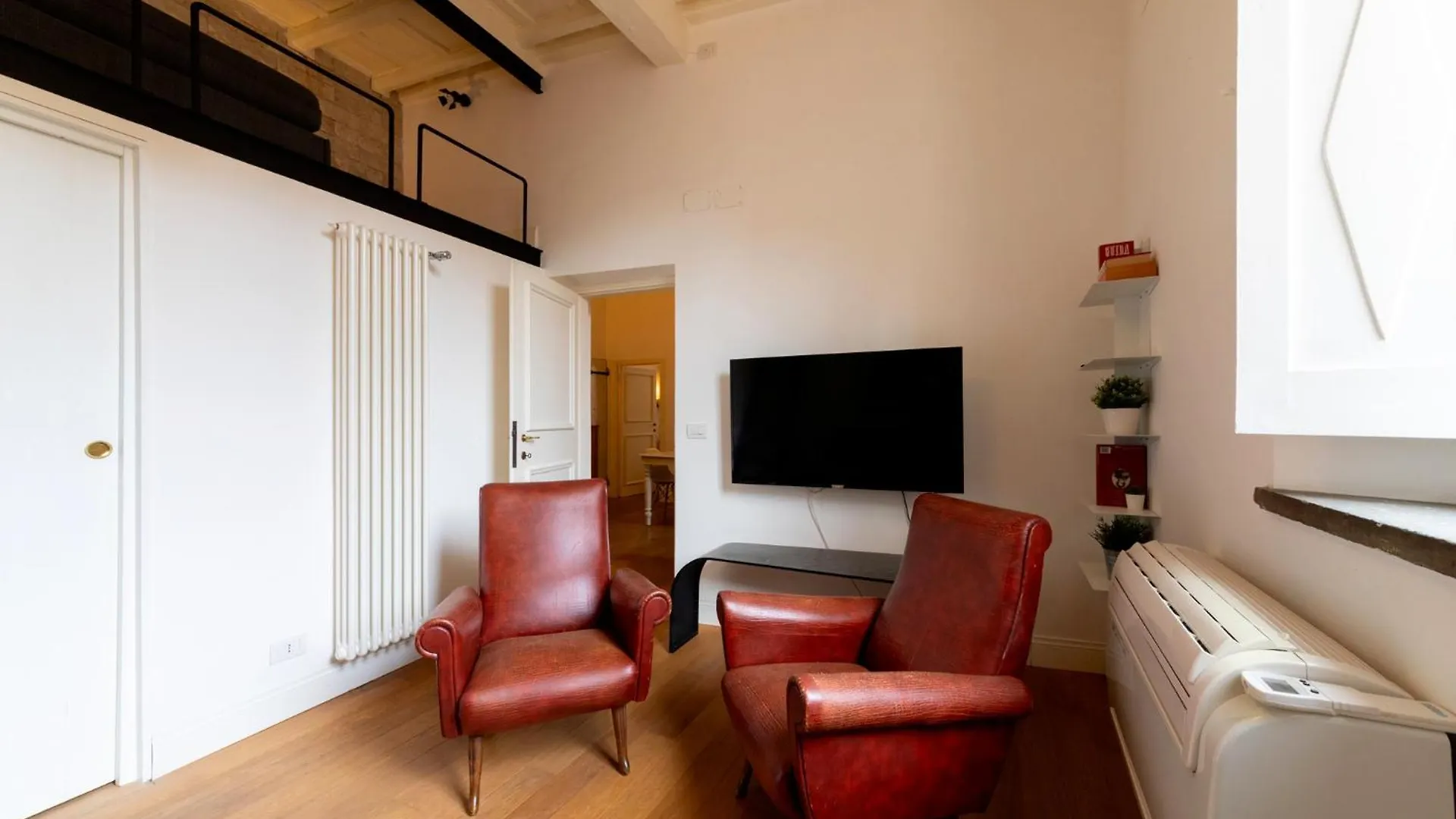 Casa Cecilia Roma Apartment